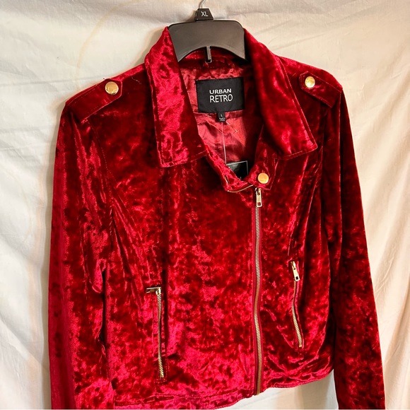 Urban Retro Crushed Velvet Jacket - Picture 7 of 12